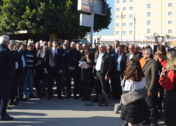 Adana’da “devlet hastanesi” talebiyle imza kampanyası