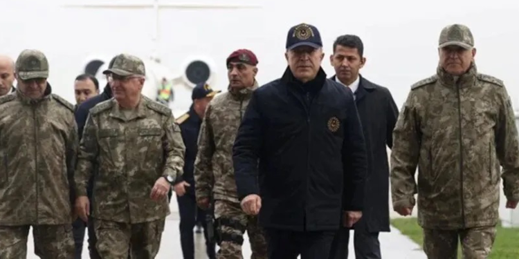 Akar’ın sınır ziyareti sonrası bombardıman Akar’ın sınır ziyareti sonrası bombardıman