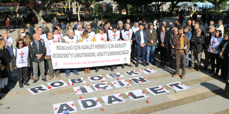 Birçok kentte Roboski anması: Sorumlular yargılansın Birçok kentte Roboski anması: Sorumlular yargılansın