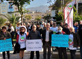 Emeklilerden insanca yaşam talebi