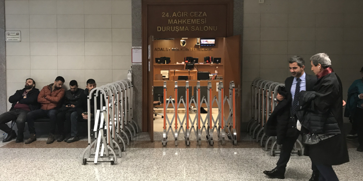 TTB Başkanı Fincancı tahliye edilmedi TTB Başkanı Fincancı tahliye edilmedi