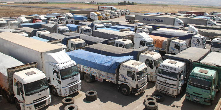 Kaya: Yeni bir sınır kapısına ihtiyaç var