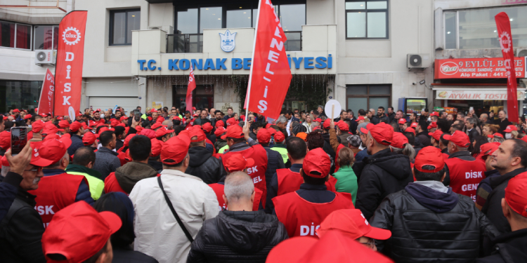 Konak ve Karabağlar belediyelerine grev kararı asıldı Konak ve Karabağlar belediyelerine grev kararı asıldı