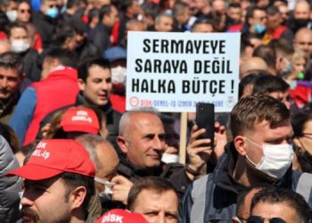 Sendikalar: Türk-İş’in talebiyle kira bile ödenmez