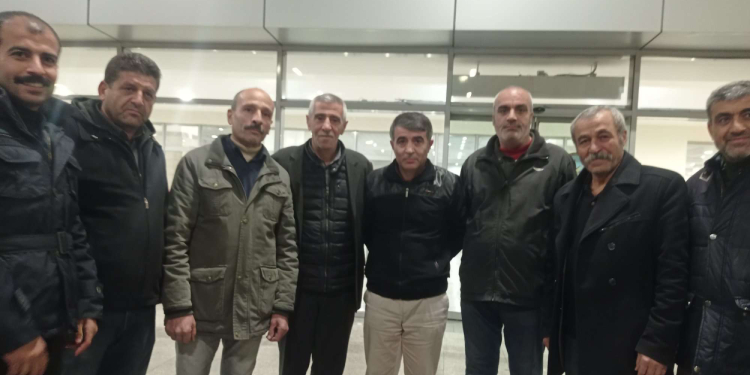 Tahliye olan Yılmaz Yürek Diyarbakır’da karşılandı Tahliye olan Yılmaz Yürek Diyarbakır’da karşılandı
