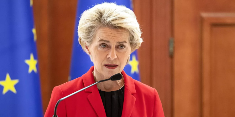 AB Komisyonu Başkanı von der Leyen, Rusya’ya yönelik yeni yaptırım paketini duyurdu AB Komisyonu Başkanı von der Leyen, Rusya’ya yönelik yeni yaptırım paketini duyurdu