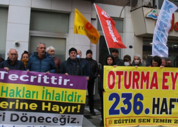 İzmir’de KHK eylemi 236’ncı haftasında