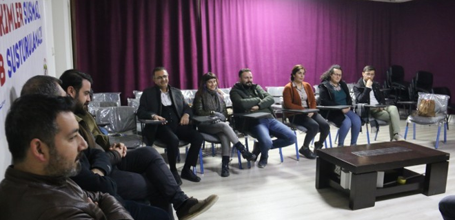 Şanlıurfa Tabip Odası’nın nöbet eylemi 6’ncı haftasında Şanlıurfa Tabip Odası’nın nöbet eylemi 6’ncı haftasında