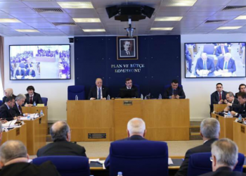 “Yeniden Yapılandırma” kanun teklifi kabul edildi