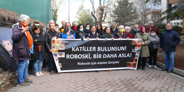“Barış ve adaletin yolu Roboskî’den geçer” “Barış ve adaletin yolu Roboskî’den geçer”