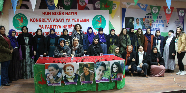 DBP kongresi katledilen kadınlara adandı DBP kongresi katledilen kadınlara adandı