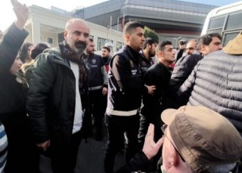 “Düzeni biz değil, dili yasaklayanlar bozuyor”