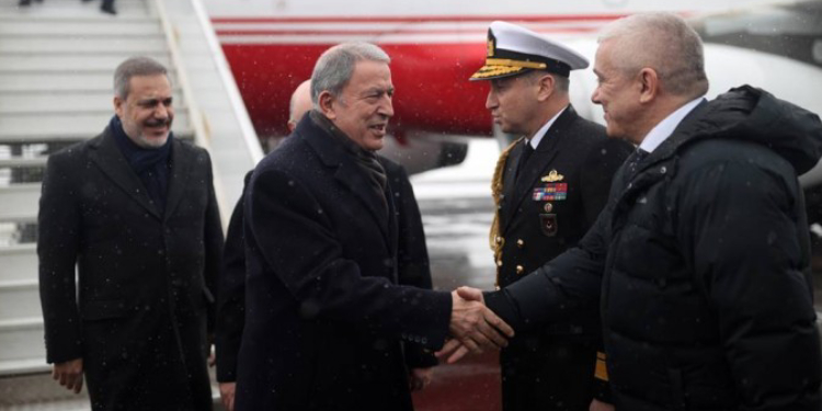 Fehim Taştekin: Suriye’de Kürtlerle ortaklık kazandırır Fehim Taştekin: Suriye’de Kürtlerle ortaklık kazandırır