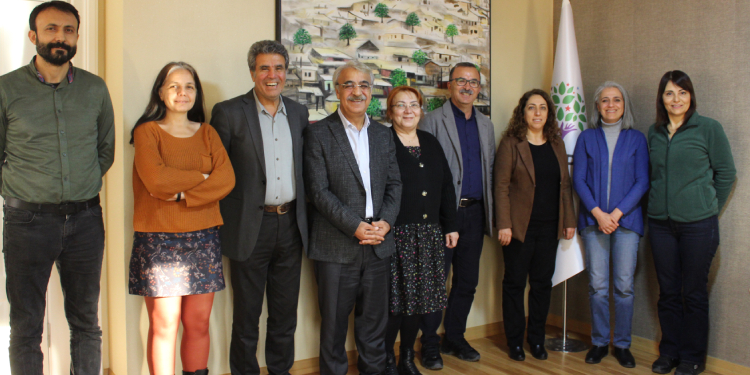 HDP ve bileşenler bir araya geldi HDP ve bileşenler bir araya geldi