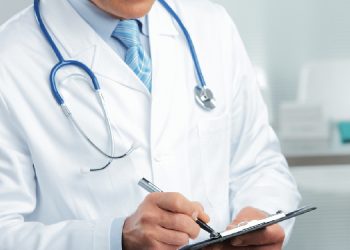 TTB, intörn hekim maaşlarının artırılması talebinde bulundu