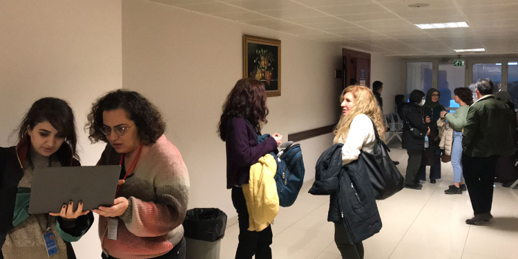 Sosyolog Karahan GÖÇİZDER kurulmadan önceki “seyahati” ile suçlandı Sosyolog Karahan GÖÇİZDER kurulmadan önceki “seyahati” ile suçlandı