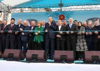 Tayyip Erdoğan ve Tansu Çiller el ele!