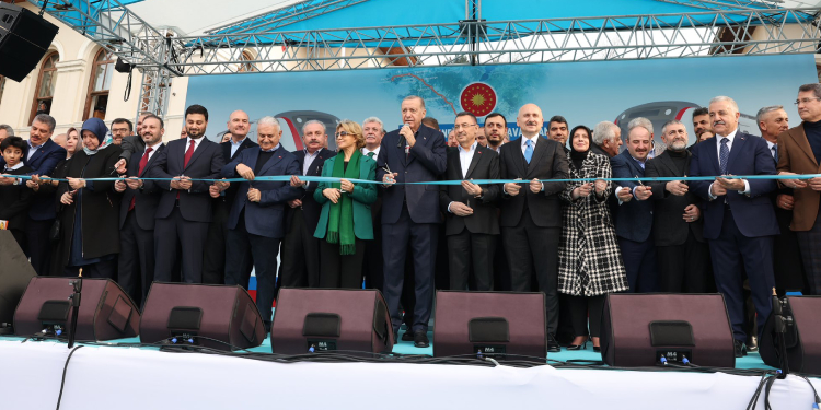 Tayyip Erdoğan ve Tansu Çiller el ele! Tayyip Erdoğan ve Tansu Çiller el ele!