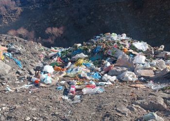 Van’da çöpler su kaynaklarına dökülüyor