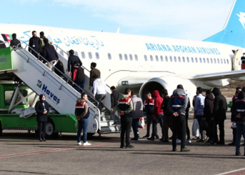 Göç İdaresi Başkanlığı: Geçen ay 10 bin göçmen sınır dışı edildi