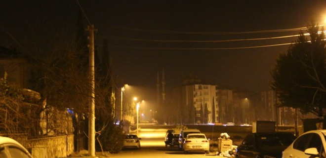 Adıyaman’da 7’nci günde elektrik verilmeye başlandı Adıyaman’da 7’nci günde elektrik verilmeye başlandı