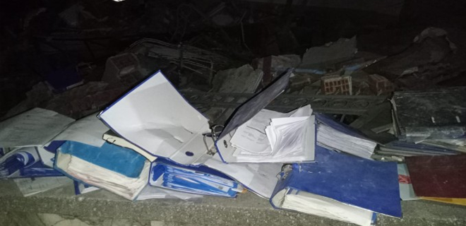 Yapı Denetim evrakları enkaz altında Yapı Denetim evrakları enkaz altında