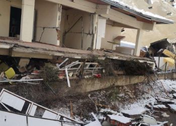 Gölbaşı donarak yaşamını yitirdiler