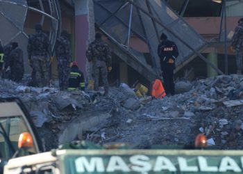 🔴 CANLI Depremin 12’nci günü: Engellemelere rağmen dayanışma sürüyor