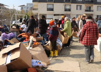 Hatay’da dayanışmayla yaralar sarılıyor