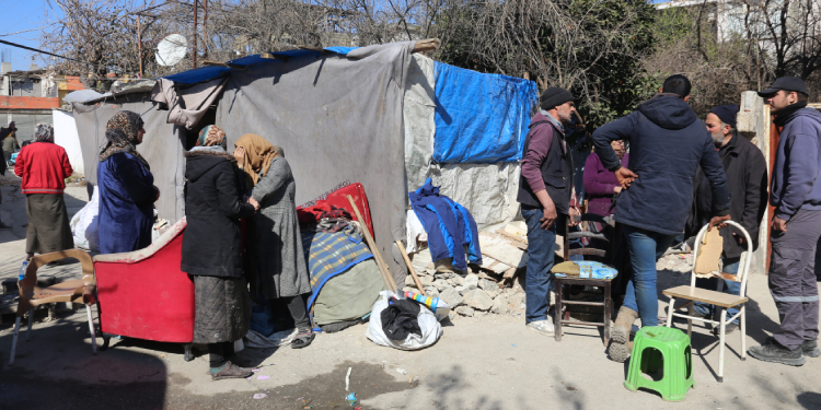 İzmir Barosu: Mültecilere yönelik ayrımcı politikalar kabul edilemez İzmir Barosu: Mültecilere yönelik ayrımcı politikalar kabul edilemez