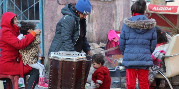 Afet İçin Feminist Dayanışma Grubu: Kriz yönetimi cinsiyete dayalı olmalı Afet İçin Feminist Dayanışma Grubu: Kriz yönetimi cinsiyete dayalı olmalı