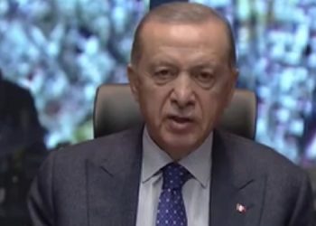 Deprem bölgesi 10 ilde OHAL ilan edildi