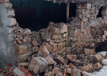 Evlerin ağır hasar gördüğü Lice kırsalında kaymakam ayrımcılığı!