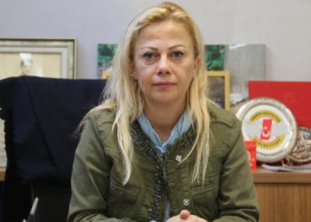 Gazetecilerin engellenmesine tepki: Basının birinci görevi hakikattir