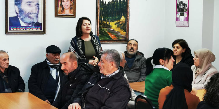 “HDP, en çok konuşulan ama konuşturulmayan bir parti” “HDP, en çok konuşulan ama konuşturulmayan bir parti”