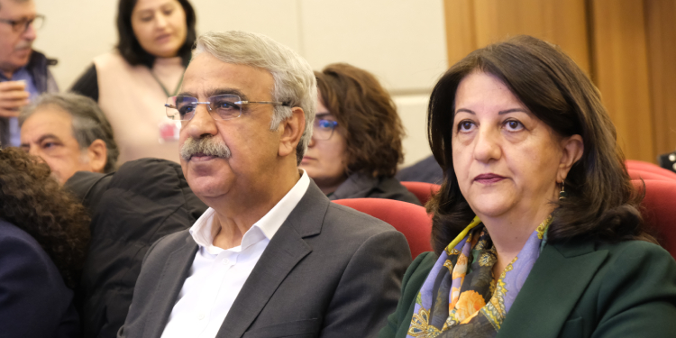 HDP’den mülk sahiplerine çağrı: Depremzedeler için kiraları sabit tutun HDP’den mülk sahiplerine çağrı: Depremzedeler için kiraları sabit tutun