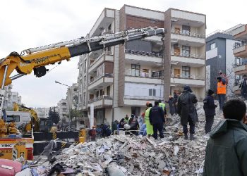 Rusya Büyükelçiliği: Diplomatlarımız deprem bölgesindeki Rus arama-kurtarma ekiplerine yardım ediyor