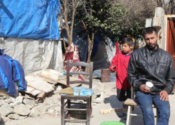 Savaştan kaçtılar depreme yakalandılar