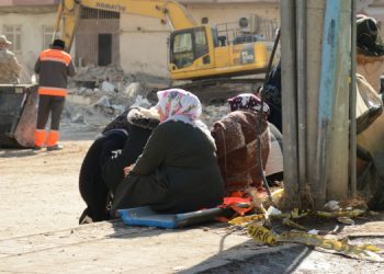 Yoldaş Apartmanı’nda 8 daireye ulaşılamıyor