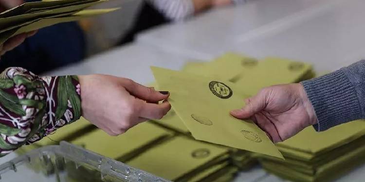 4 ilin milletvekili sayısı değişti: Deprem bölgesinde değişiklik olmadığı bildirildi 4 ilin milletvekili sayısı değişti: Deprem bölgesinde değişiklik olmadığı bildirildi