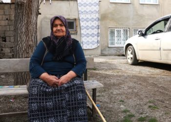 Bacakları protezli depremzedeye günlerdir çadır ulaştırılmadı