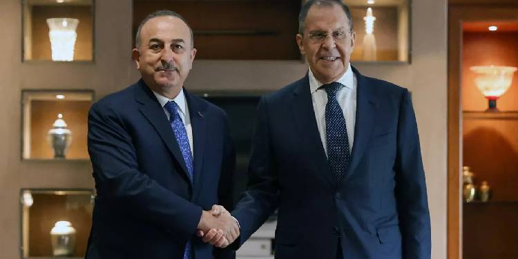 Rus Dışişleri: Lavrov ve Çavuşoğlu Ankara ve Şam arasındaki ilişkilerin normalleştirilmesini görüştü Rus Dışişleri: Lavrov ve Çavuşoğlu Ankara ve Şam arasındaki ilişkilerin normalleştirilmesini görüştü