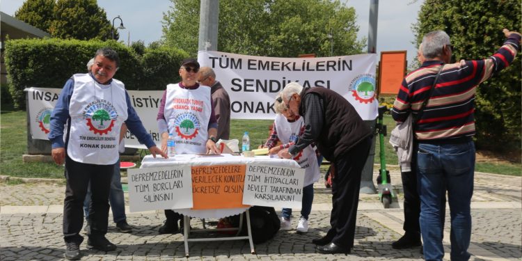 Tüm Emekli-Sen’den depremzedelerle dayanışma stantı