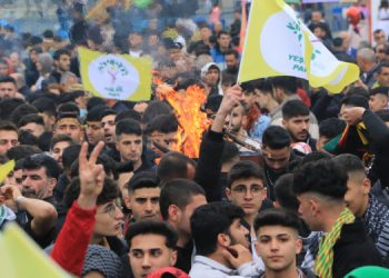 HEDEP’li gençler darp edilerek gözaltına alındı