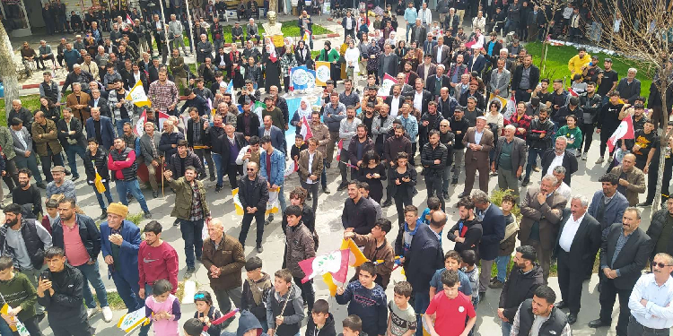 Uçar: Bu seçim savaş isteyenlerle, onurlu barış isteyenler arasındadır Uçar: Bu seçim savaş isteyenlerle, onurlu barış isteyenler arasındadır