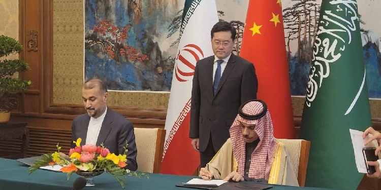 İran ve Suudi Arabistan uzlaştı İran ve Suudi Arabistan uzlaştı