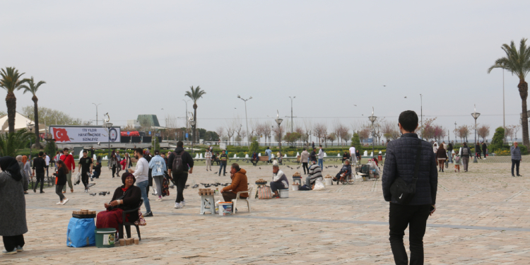 “Krizin nedeni AKP’nin savaş politikası” “Krizin nedeni AKP’nin savaş politikası”