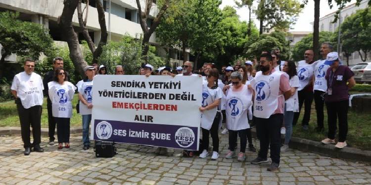 SES İzmir’de yetki gaspına karşı eyleme geçti SES İzmir’de yetki gaspına karşı eyleme geçti