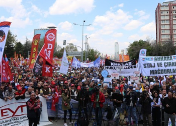 Emekçiler Tandoğan Meydanı’nda: Faşizme karşı omuz omuza