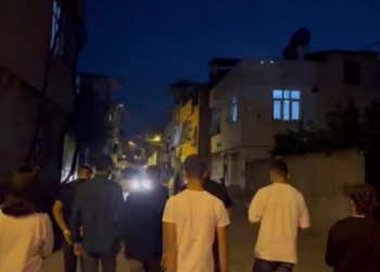 Gençler gözaltıları yürüyüşle protesto etti